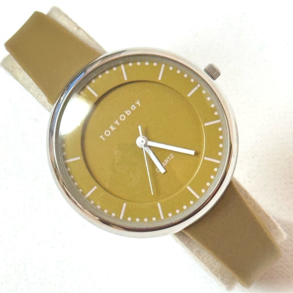 TOKYObay BEAN 36mm Women's Midsized Casual Watch Silver Khaki Dial Silicone
